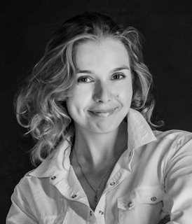 Елена Отрешко